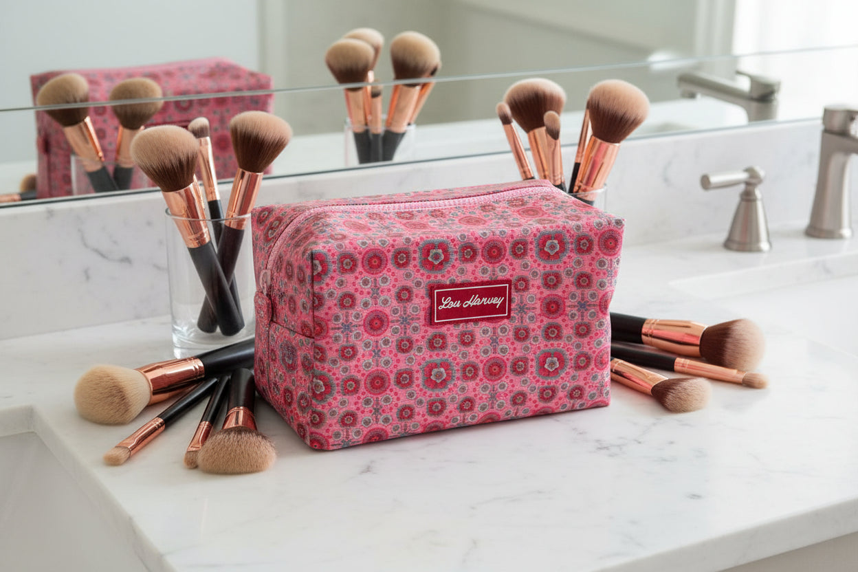 Large Box Cosmetic -Small Circle Pink